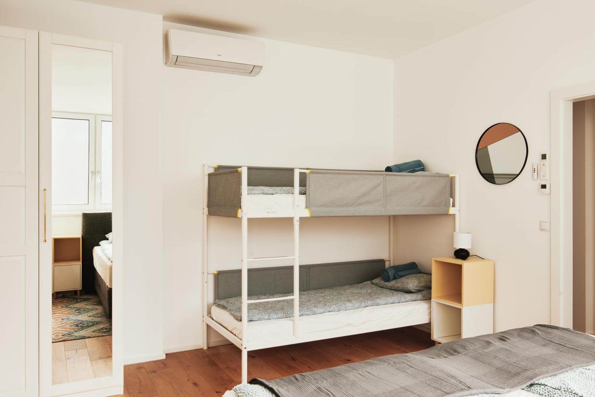 New Spacious Ultra-Modern Apartment In Wien Westbahnhof Exterior foto